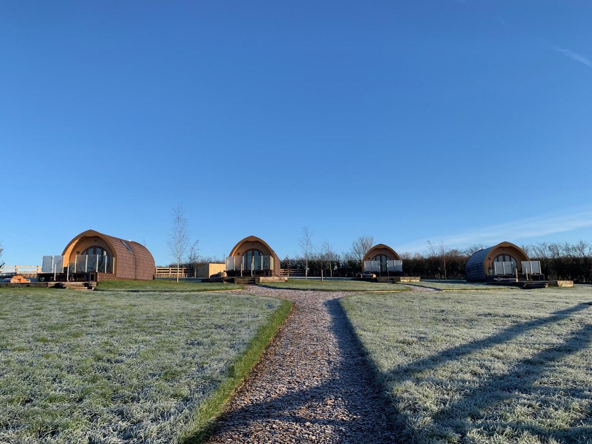 Mingle Dale- Bugthorpe Grange Glamping Villa สแตมฟอร์ดบริดจ์ ภายนอก รูปภาพ
