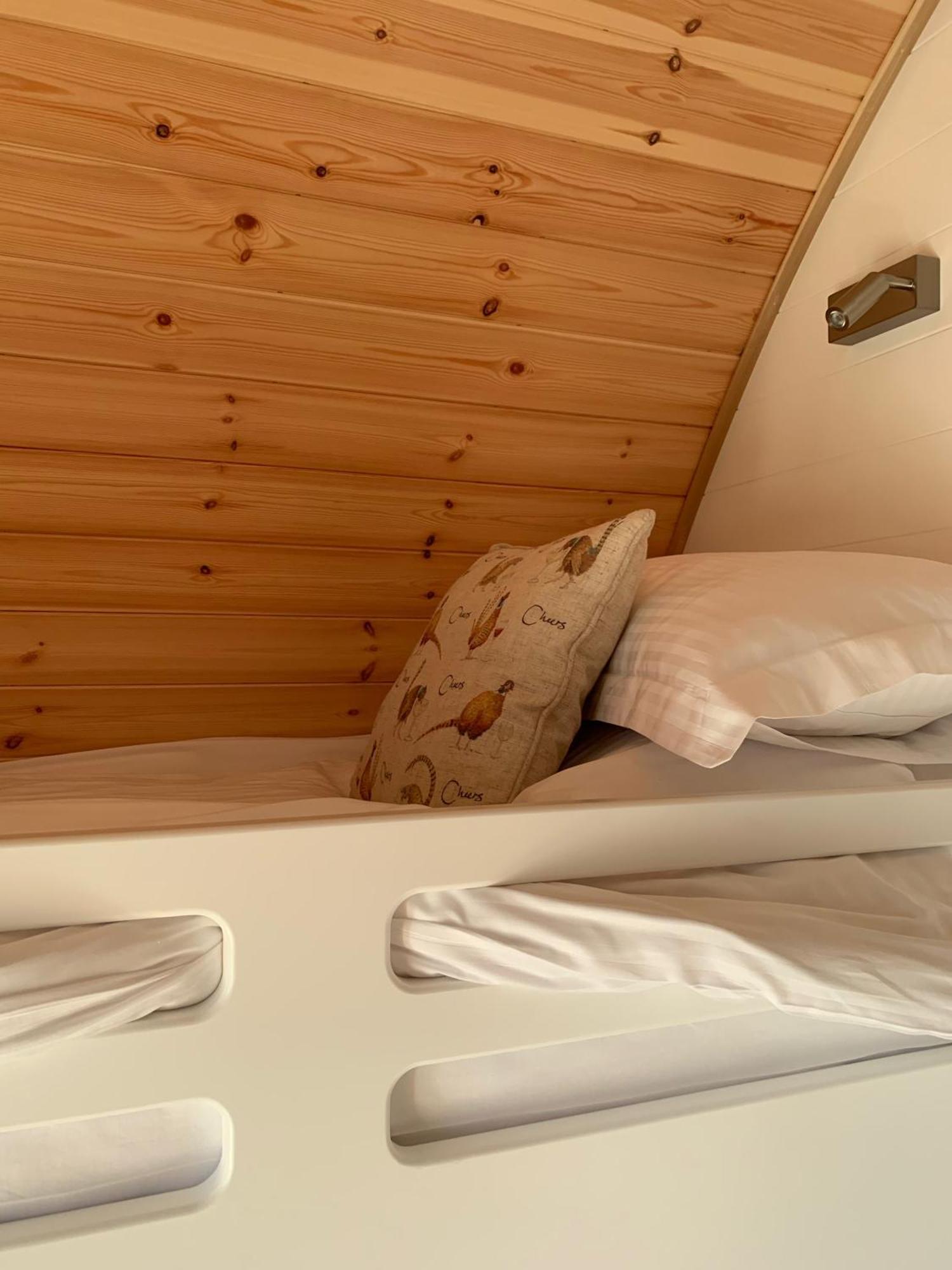 Mingle Dale- Bugthorpe Grange Glamping Villa สแตมฟอร์ดบริดจ์ ภายนอก รูปภาพ